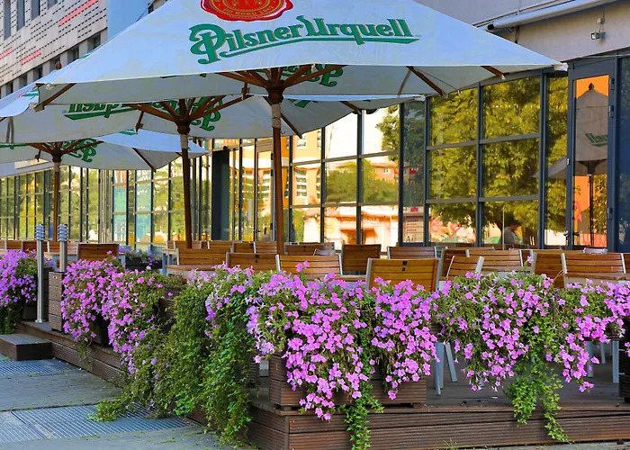 Iris Eden - Czech Leading 4*